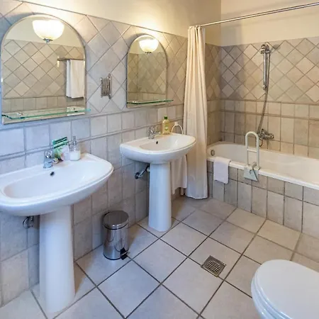 Sophia * Σύβοτα